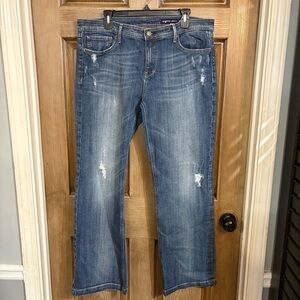 Vigoss women’s distressed medium wash bootcut jeans size 17